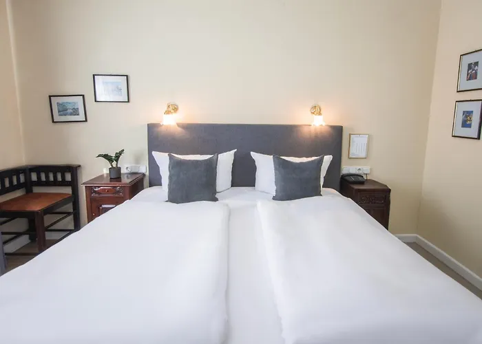 Altmuenchen By Blattl