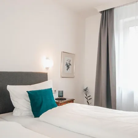 Hotel Altmuenchen By Blattl