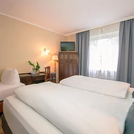 Hotel Altmuenchen By Blattl 3*