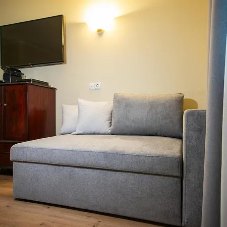 Altmuenchen By Blattl Hotel 3*