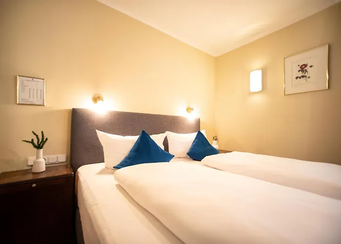 Altmuenchen By Blattl Monachium