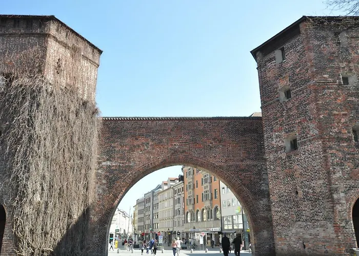 Altmuenchen By Blattl