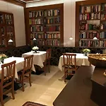 Hotel Altmuenchen By Blattl