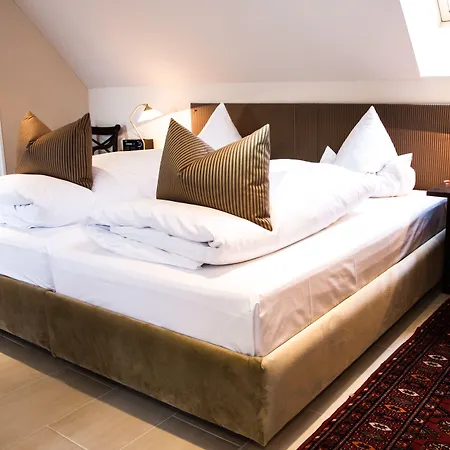 Hotel Altmuenchen By Blattl 3*